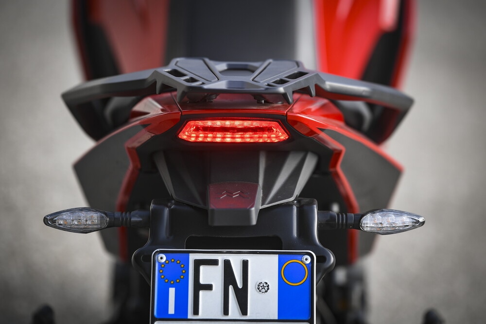 Moto Morini X-Cape 700: le foto della "Comparativa crossover cinesi"