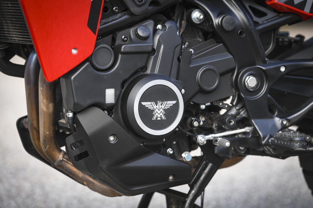Moto Morini X-Cape 700: le foto della "Comparativa crossover cinesi"
