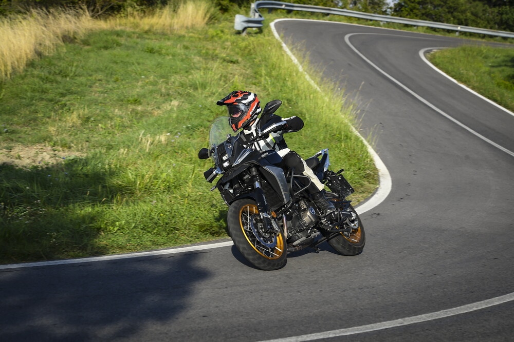 QJ Motor SRT 700 SX: le foto della "Comparativa crossover cinesi"