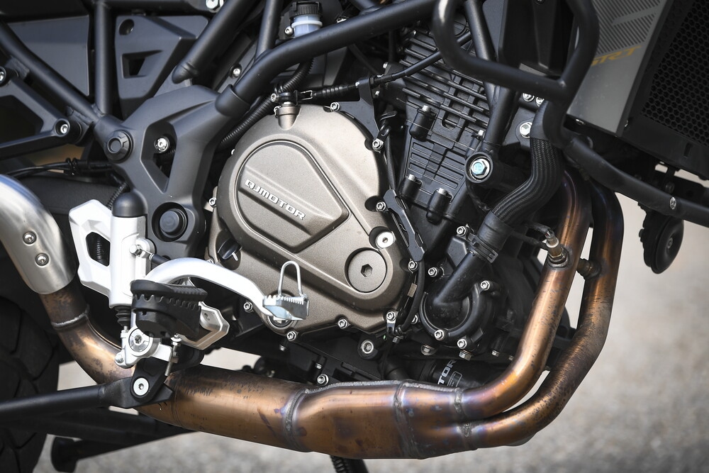 QJ Motor SRT 700 SX: le foto della "Comparativa crossover cinesi"