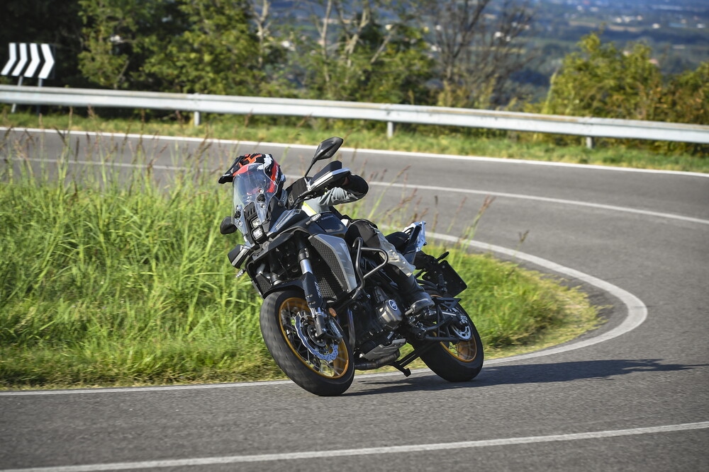 QJ Motor SRT 700 SX: le foto della "Comparativa crossover cinesi"