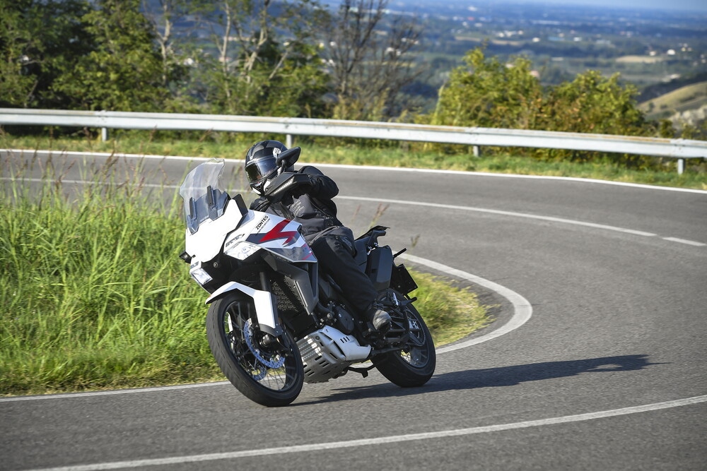 Zontes ZT703-F: le foto della "Comparativa crossover cinesi"