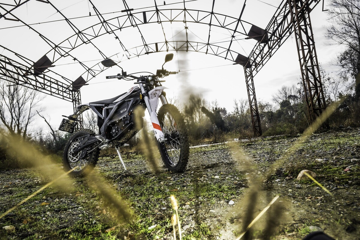 Zero Motorcycles XE: le foto del test