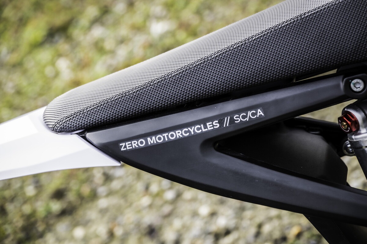 Zero Motorcycles XE: le foto del test