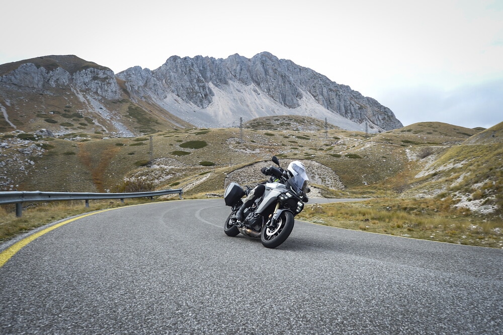 Yamaha Tracer 9 GT: le foto della "Comparativa crossover stradali"