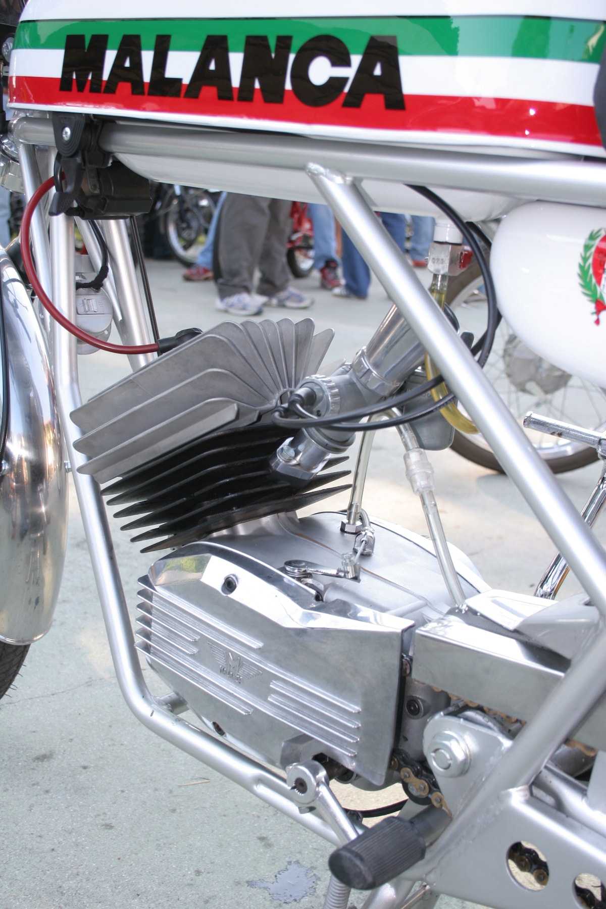 Cinquantini anni ’70: le foto di quando il motorino era libertà