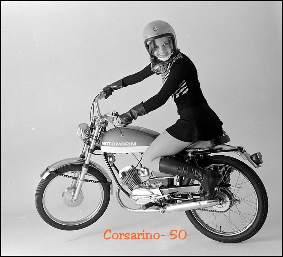 Cinquantini anni ’70: le foto di quando il motorino era libertà