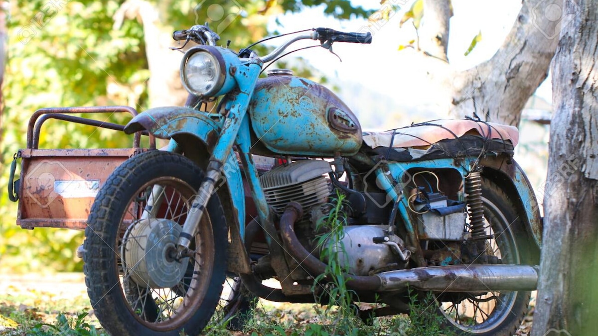 Moto d’epoca: come faccio con i ricambi?