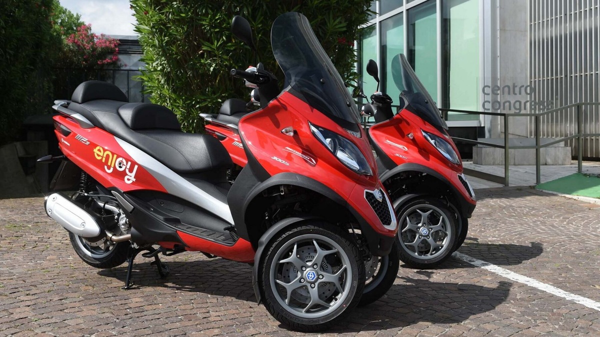 Tutti i motivi per cui lo scooter sharing ha fallito in Italia