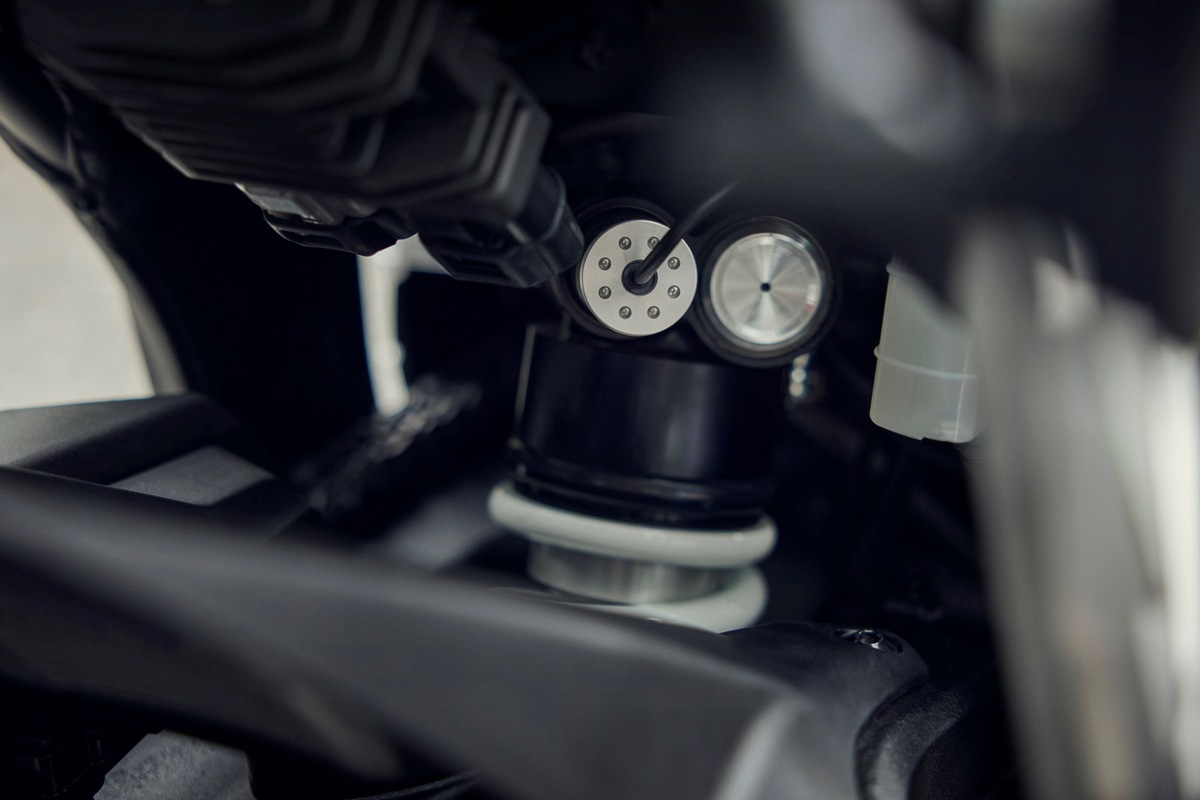 Honda CB1000GT: focus sui dettagli | FOTO