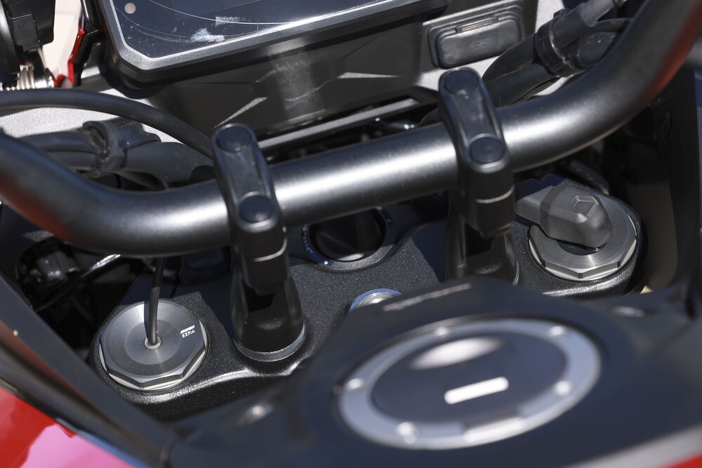 Honda CB1000GT: focus sui dettagli | FOTO