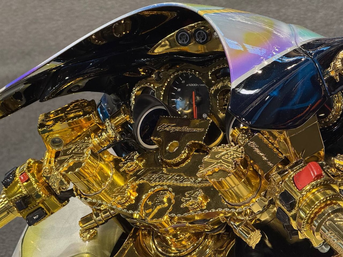 Più oro che benzina: ecco la Suzuki Hayabusa da 500.000 euro