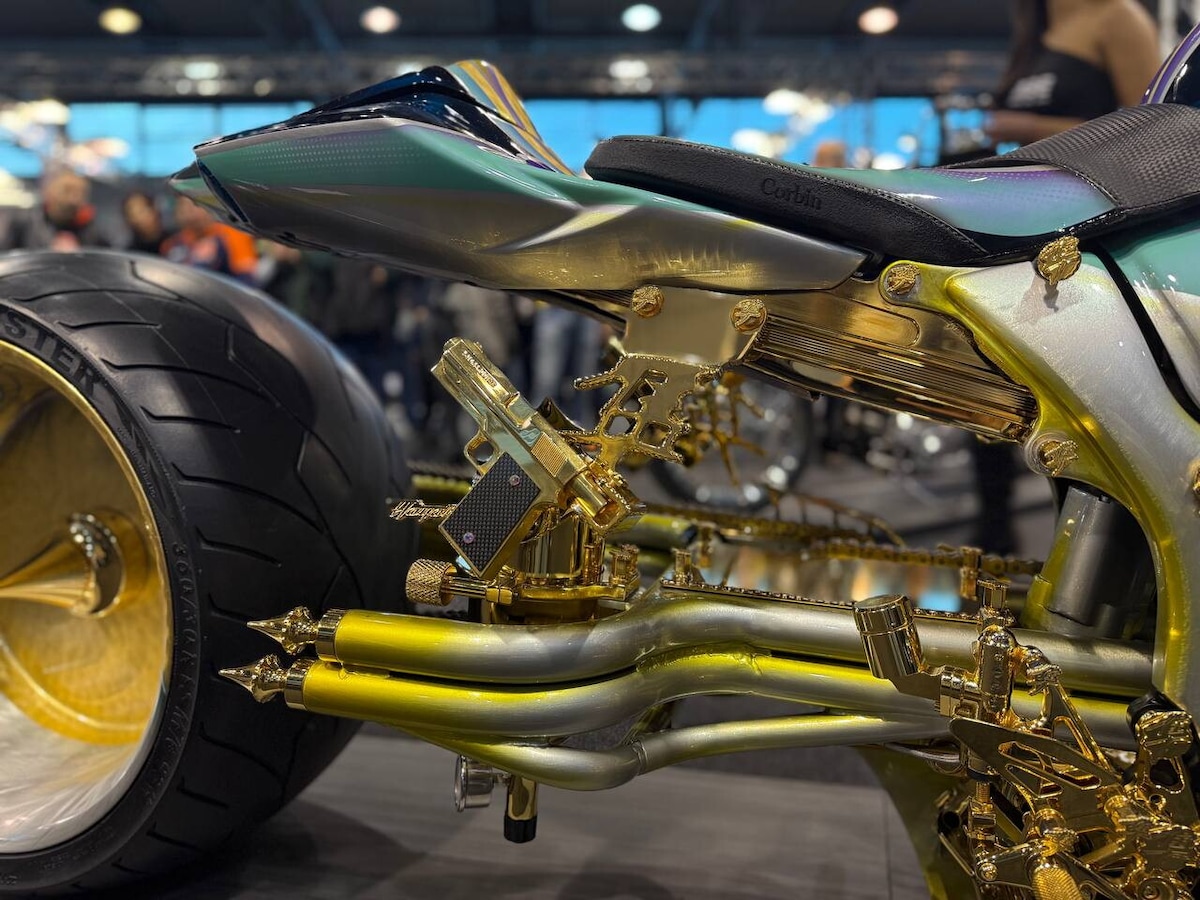 Più oro che benzina: ecco la Suzuki Hayabusa da 500.000 euro