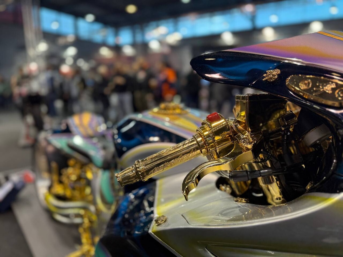 Più oro che benzina: ecco la Suzuki Hayabusa da 500.000 euro