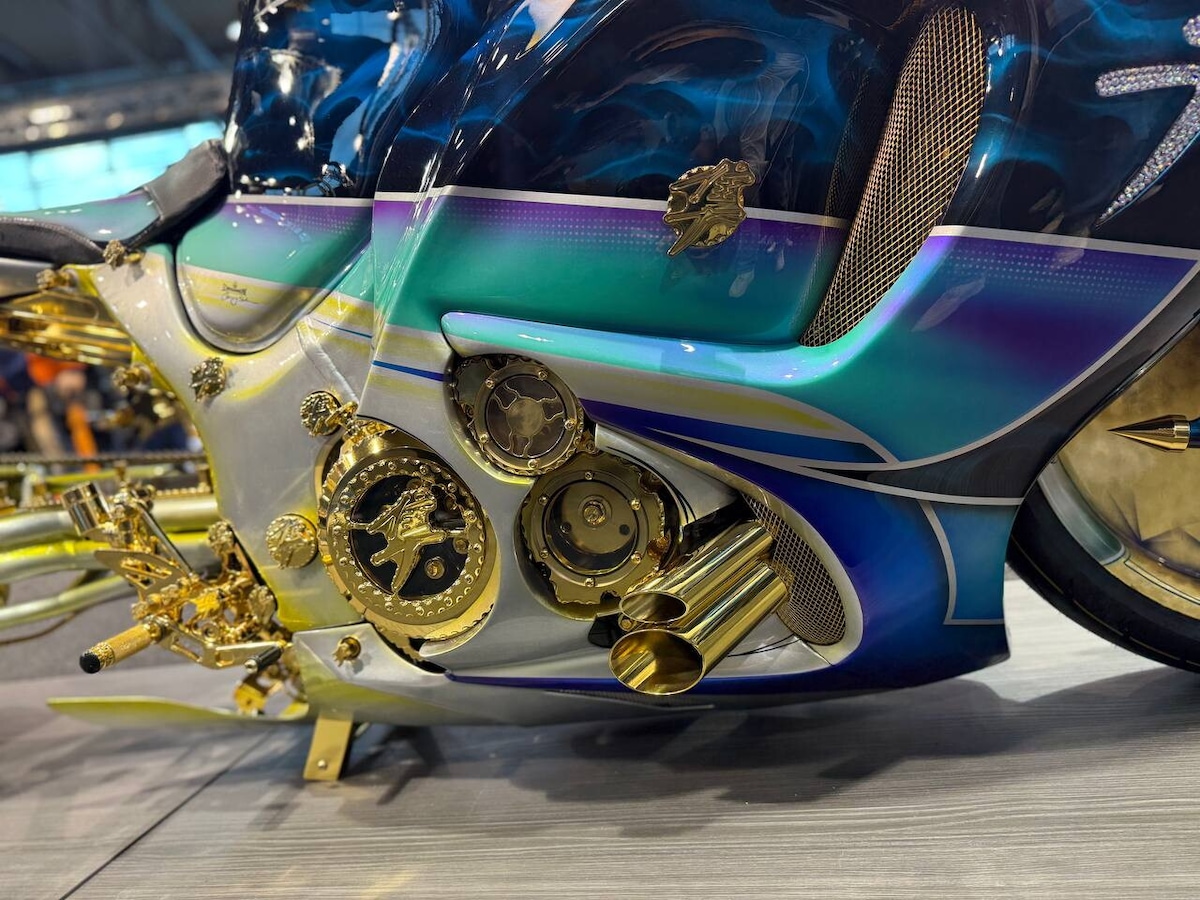 Più oro che benzina: ecco la Suzuki Hayabusa da 500.000 euro