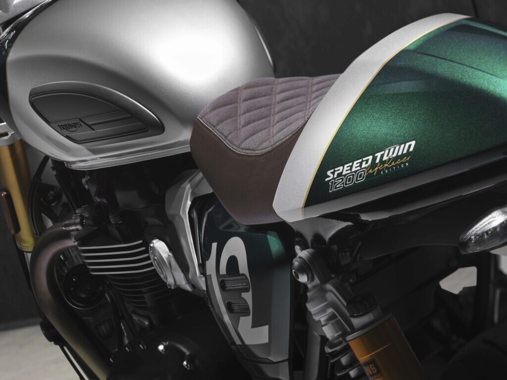 Le foto della nuova Triumph Speed Twin 1200 Café Racer Edition: stile café racer 