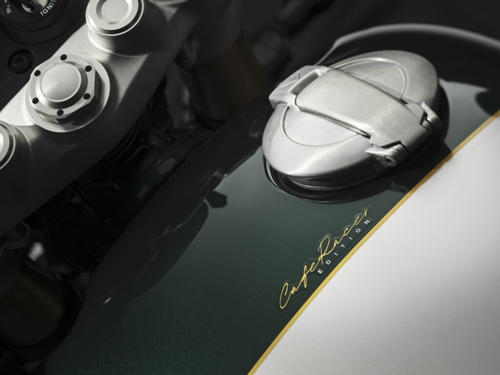 Le foto della nuova Triumph Speed Twin 1200 Café Racer Edition: stile café racer 