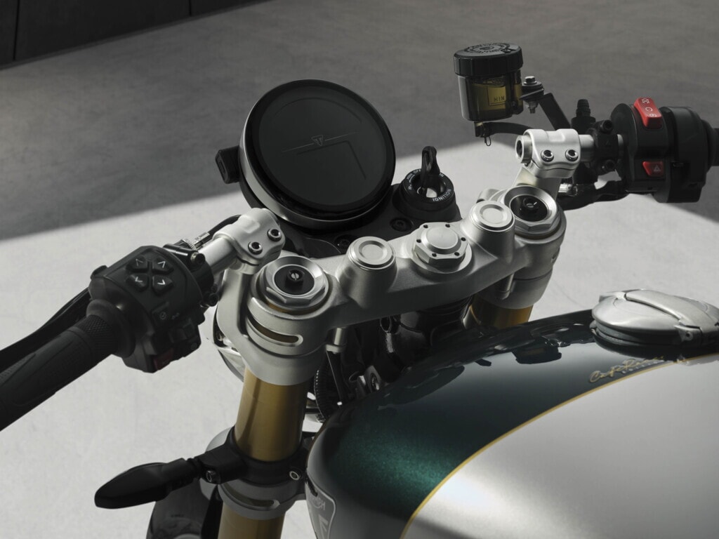 Le foto della nuova Triumph Speed Twin 1200 Café Racer Edition: stile café racer 