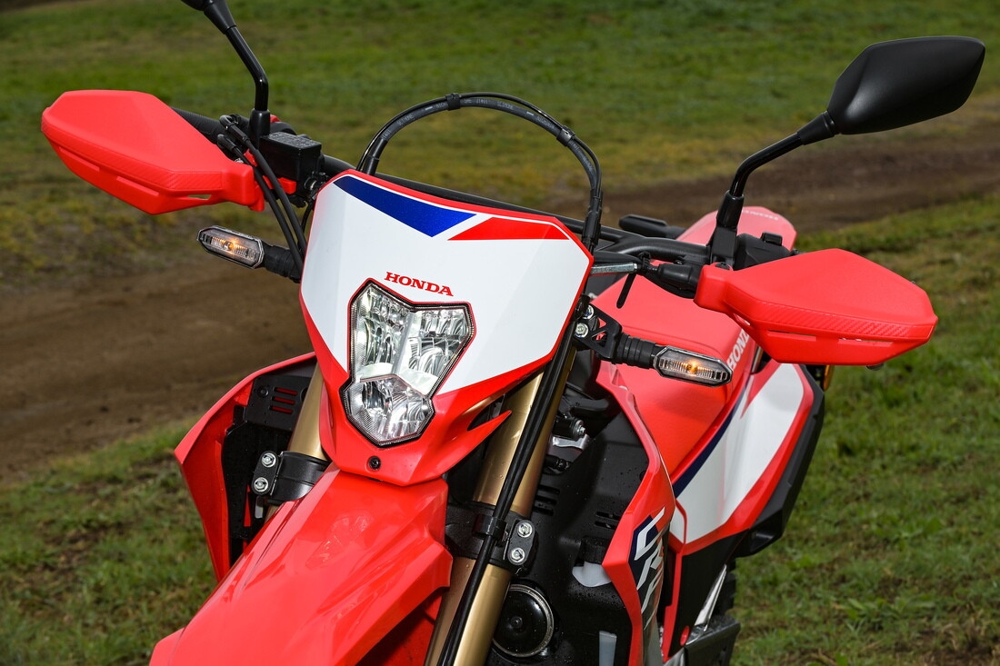 Honda CRF300L: le foto della comparativa dual