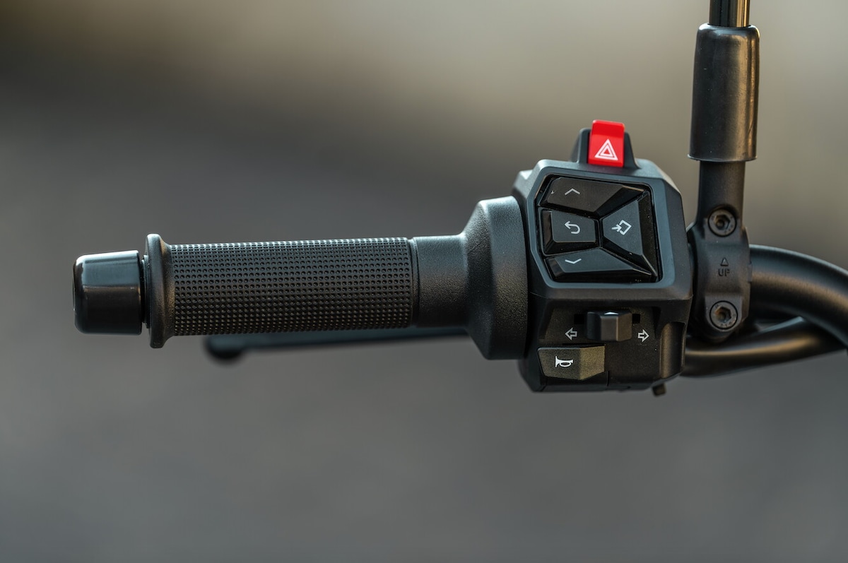 Husqvarna Svartpilen 801 L: focus sui dettagli | FOTO