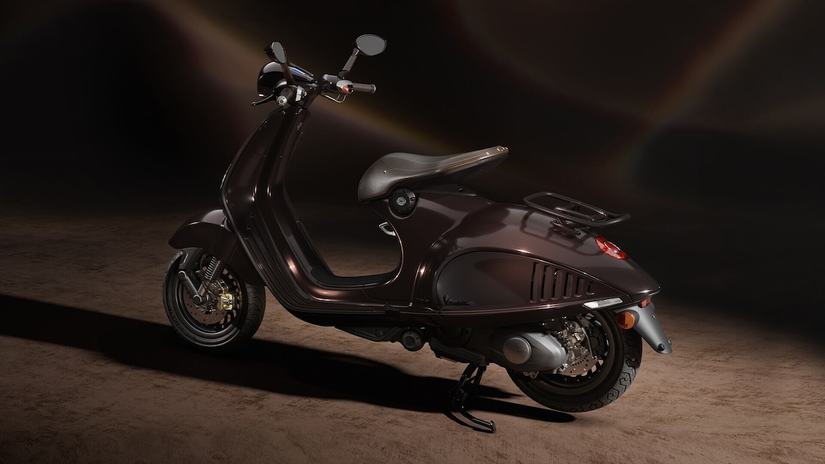 Vespa 946 Horse: le foto che mostrano come l’eleganza equestre prenda forma