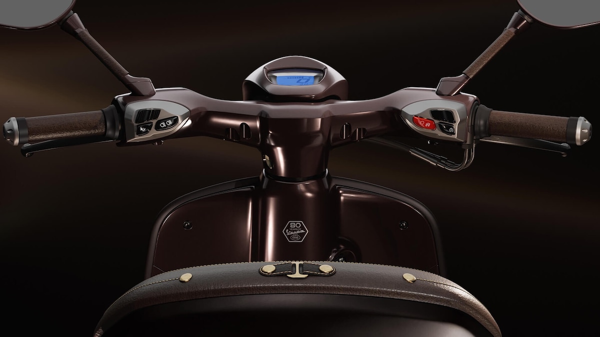 Vespa 946 Horse: le foto che mostrano come l’eleganza equestre prenda forma