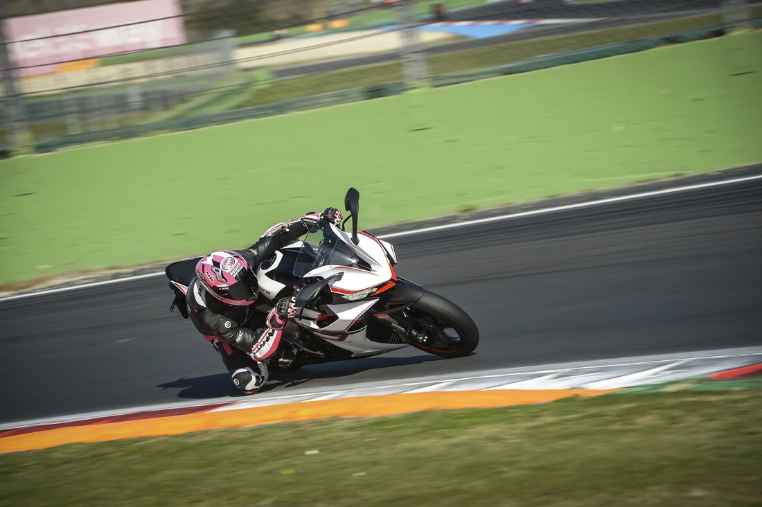 Zontes 703 RR : le foto della comparativa delle sportive cinesi