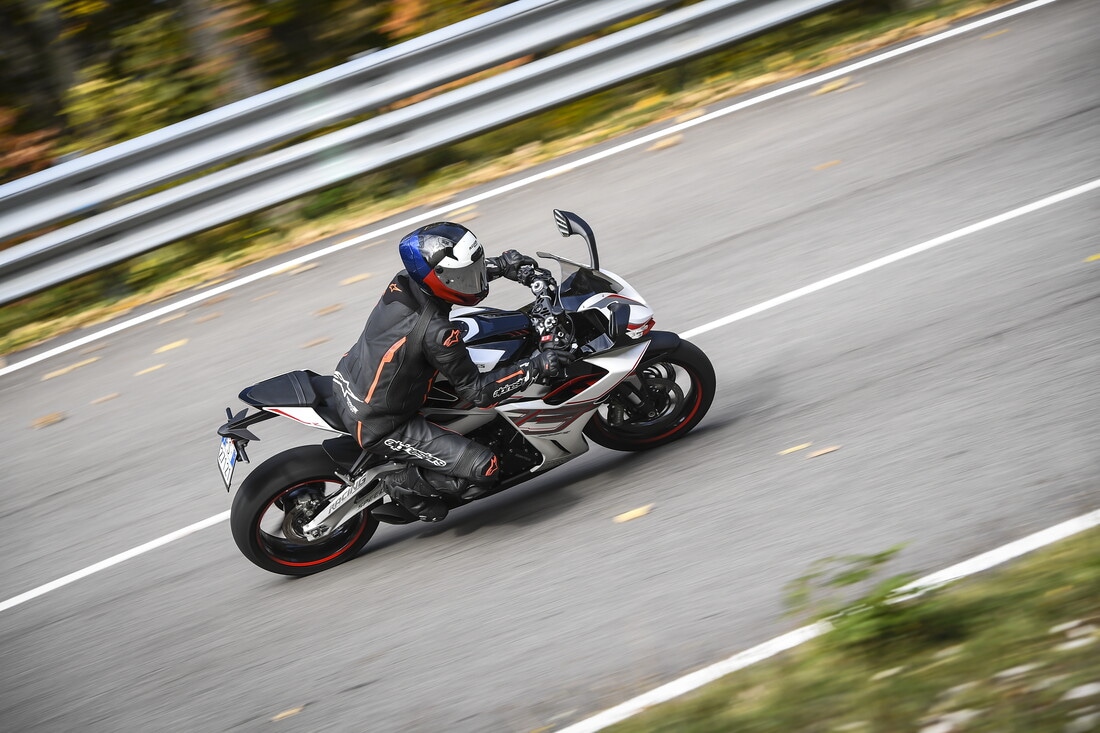 Zontes 703 RR : le foto della comparativa delle sportive cinesi