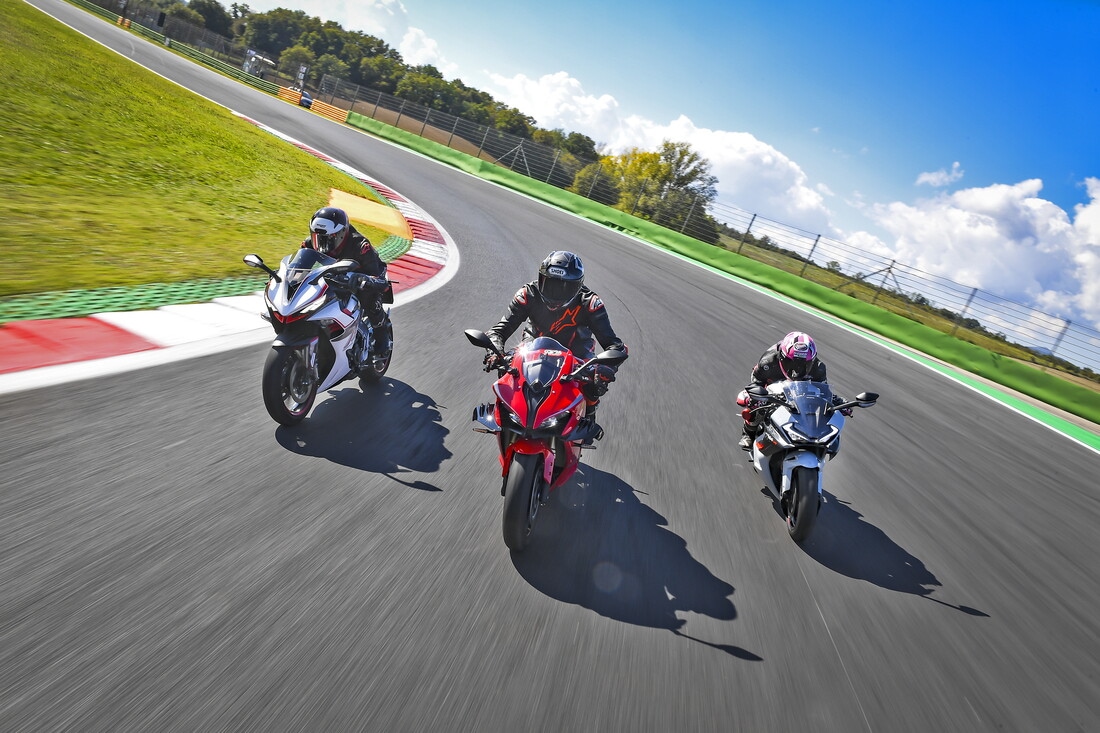 Sportive cinesi: le migliori foto della comparativa