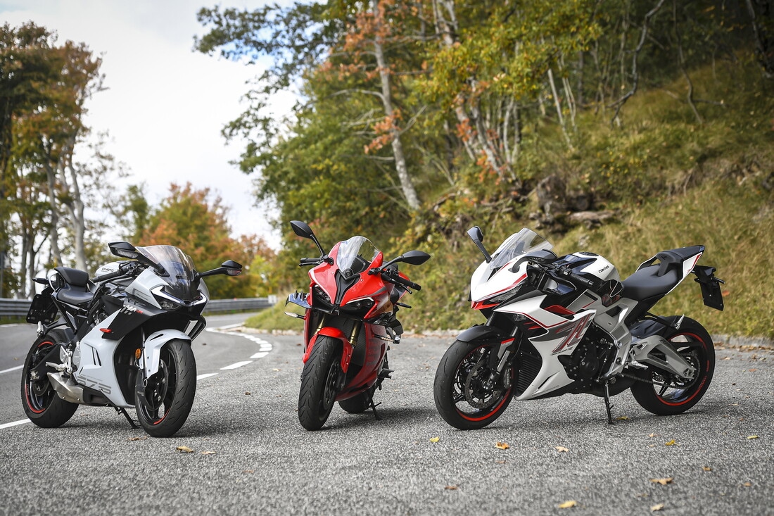 Sportive cinesi: le migliori foto della comparativa