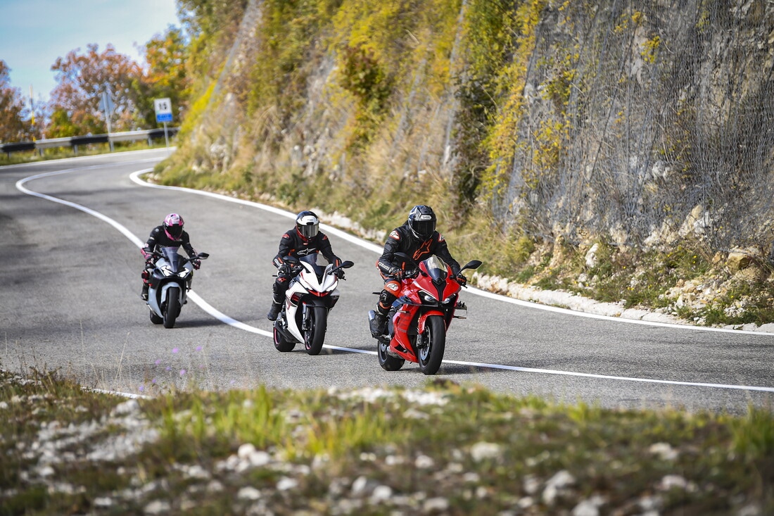 Sportive cinesi: le migliori foto della comparativa