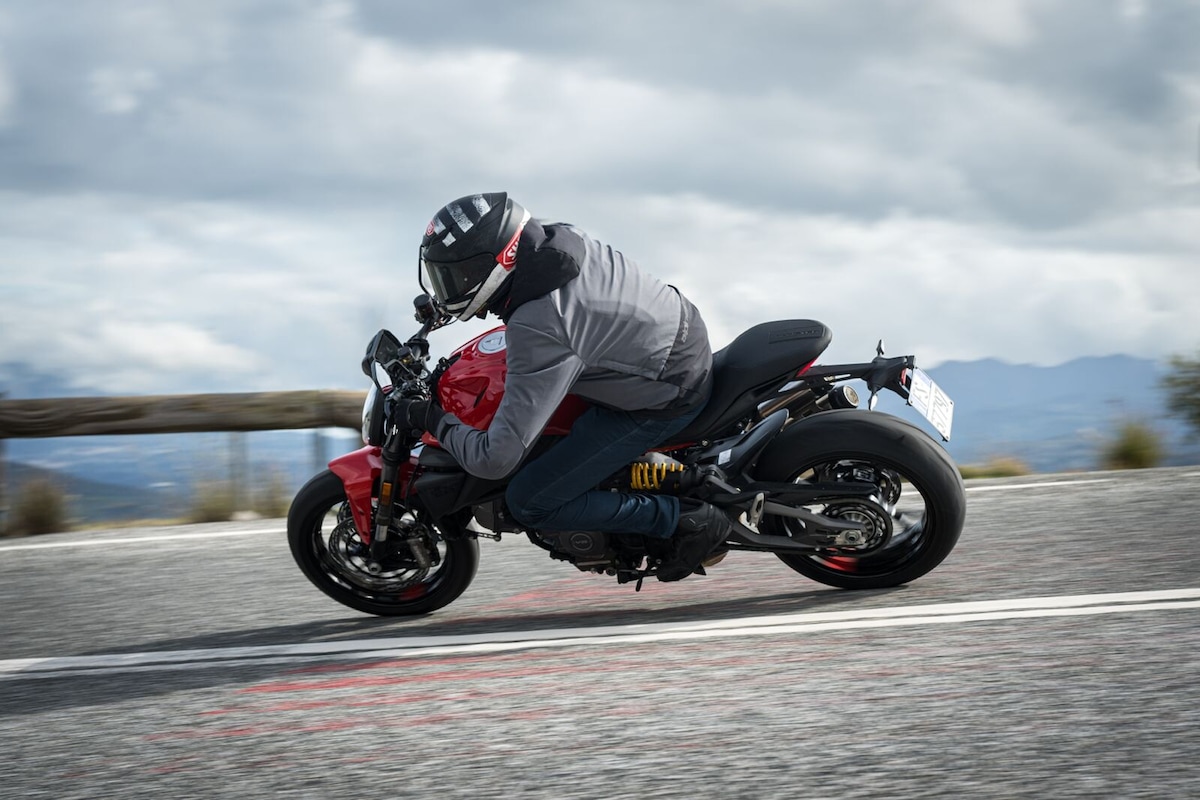 Ducati Monster: le foto della prova
