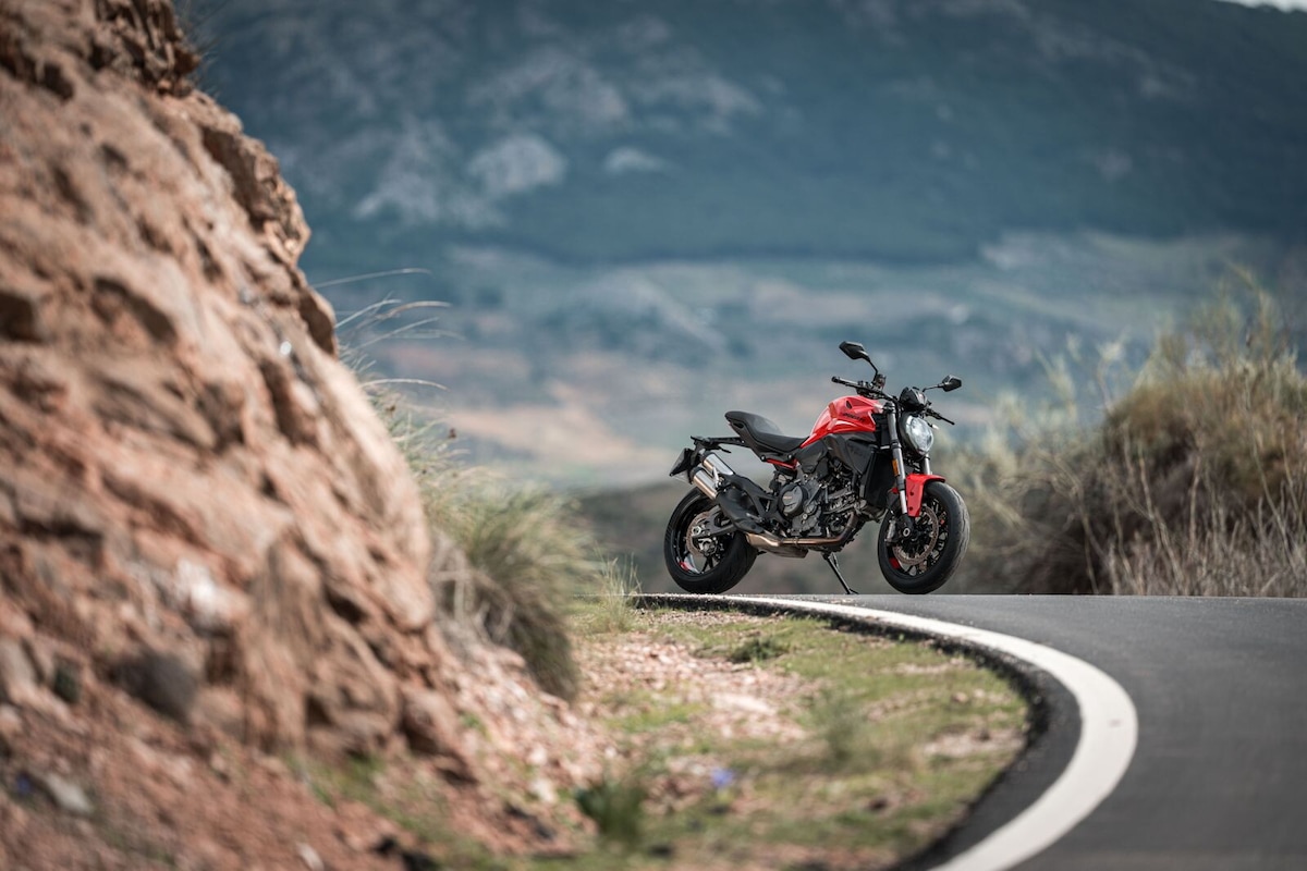 Ducati Monster: le foto della prova