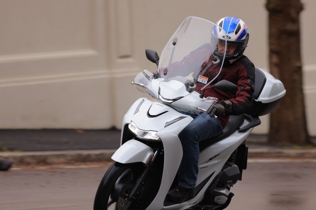 Honda SH125/150i 2026: le foto del test