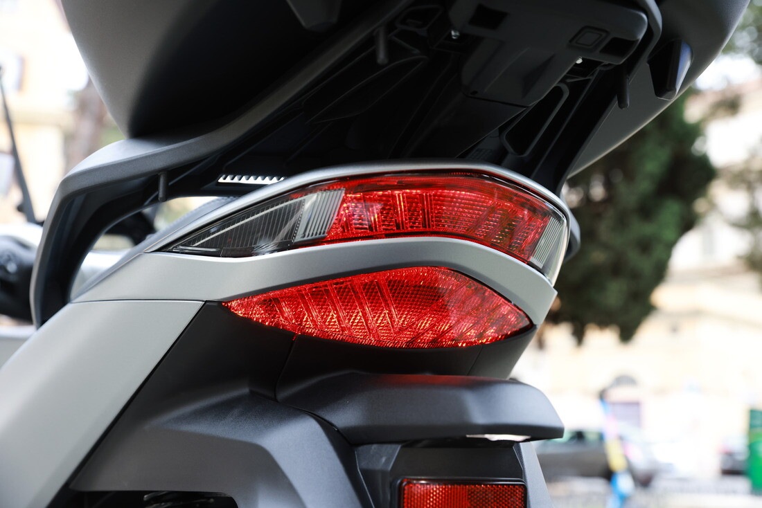 Honda SH125/150i 2026: le foto del test