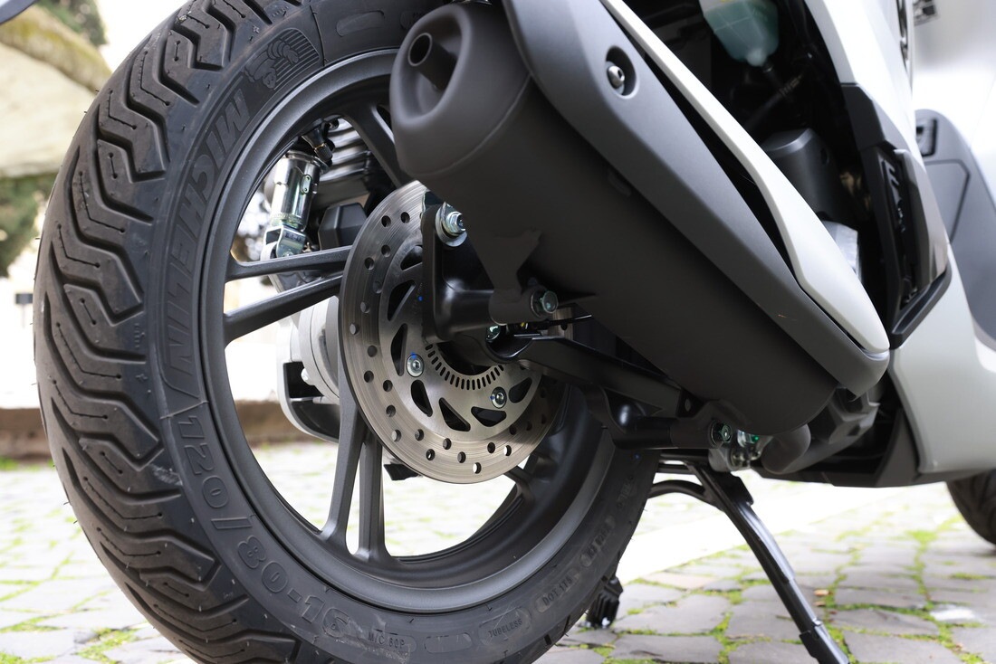 Honda SH125/150i 2026: le foto del test