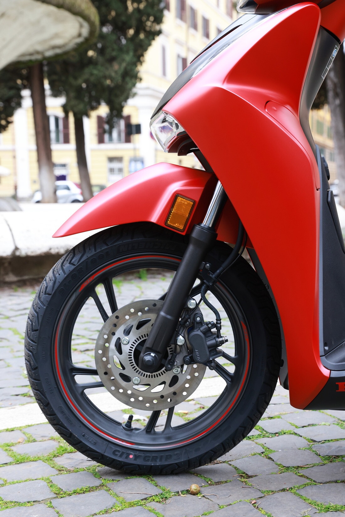 Honda SH125/150i 2026: le foto del test