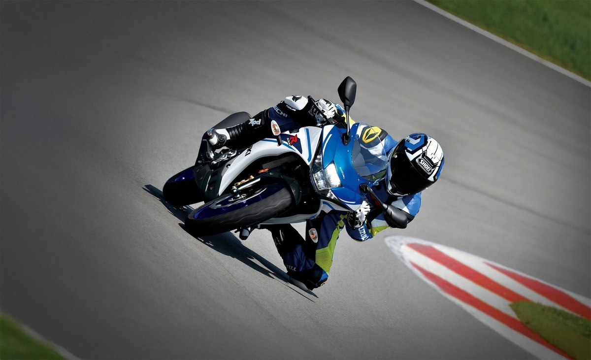 Suzuki GSX-R125, la piccola sportiva per giovani veloci