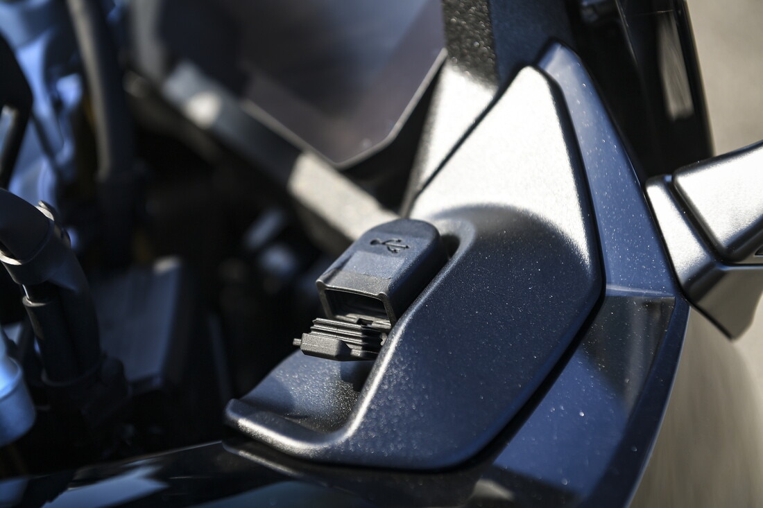 BMW R 1300 RS: focus sui dettagli | FOTO