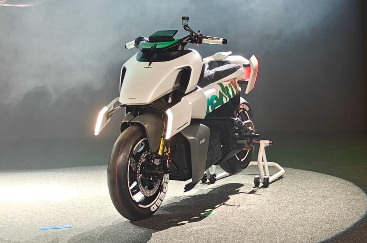 Ather Redux: le foto dello scooter-moto che arriva dal futuro