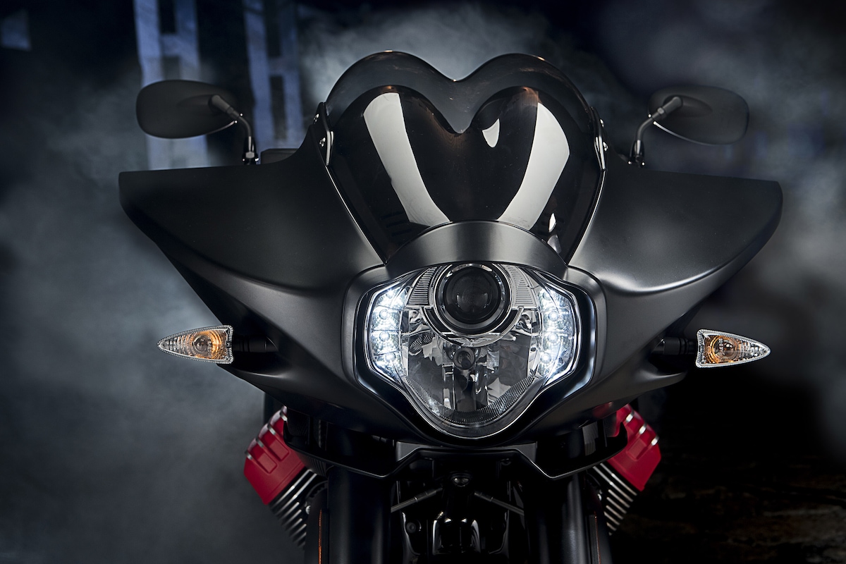 Moto Guzzi MGX-21: le foto