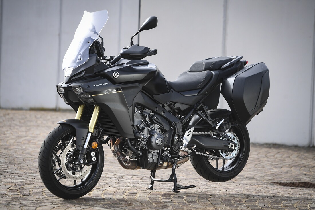 Yamaha Tracer 9 GT Y-AMT: le foto della prova