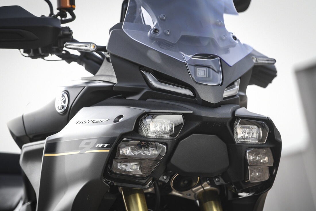 Yamaha Tracer 9 GT Y-AMT: le foto della prova