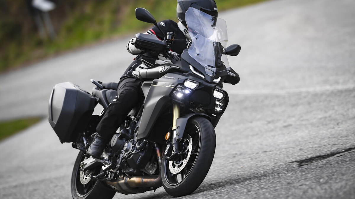 Yamaha Tracer 9 GT Y-AMT: le foto della prova