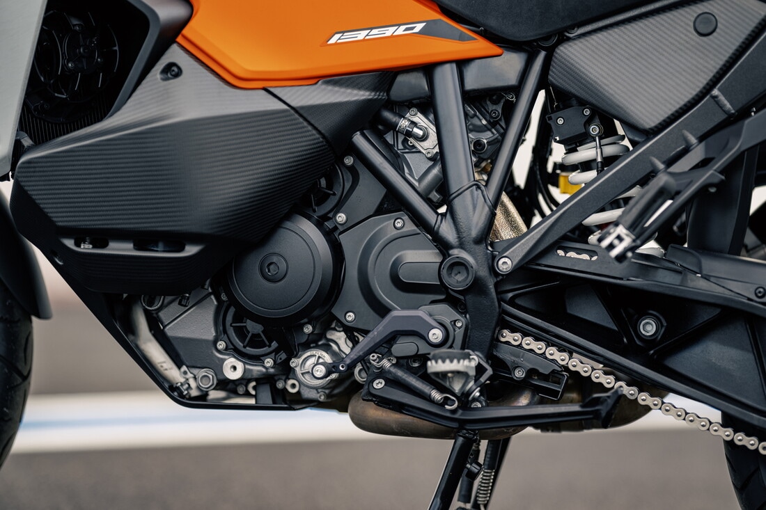 KTM 1390 Super Adventure S EVO: focus sui dettagli | FOTO