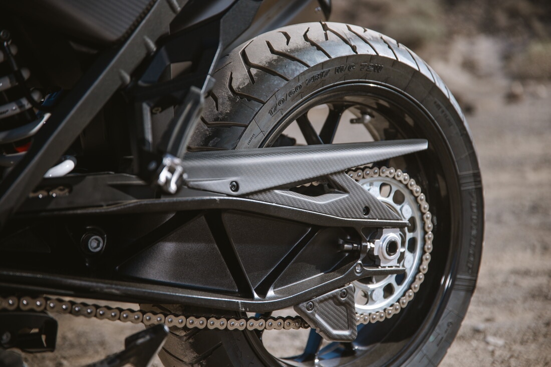KTM 1390 Super Adventure S EVO: focus sui dettagli | FOTO