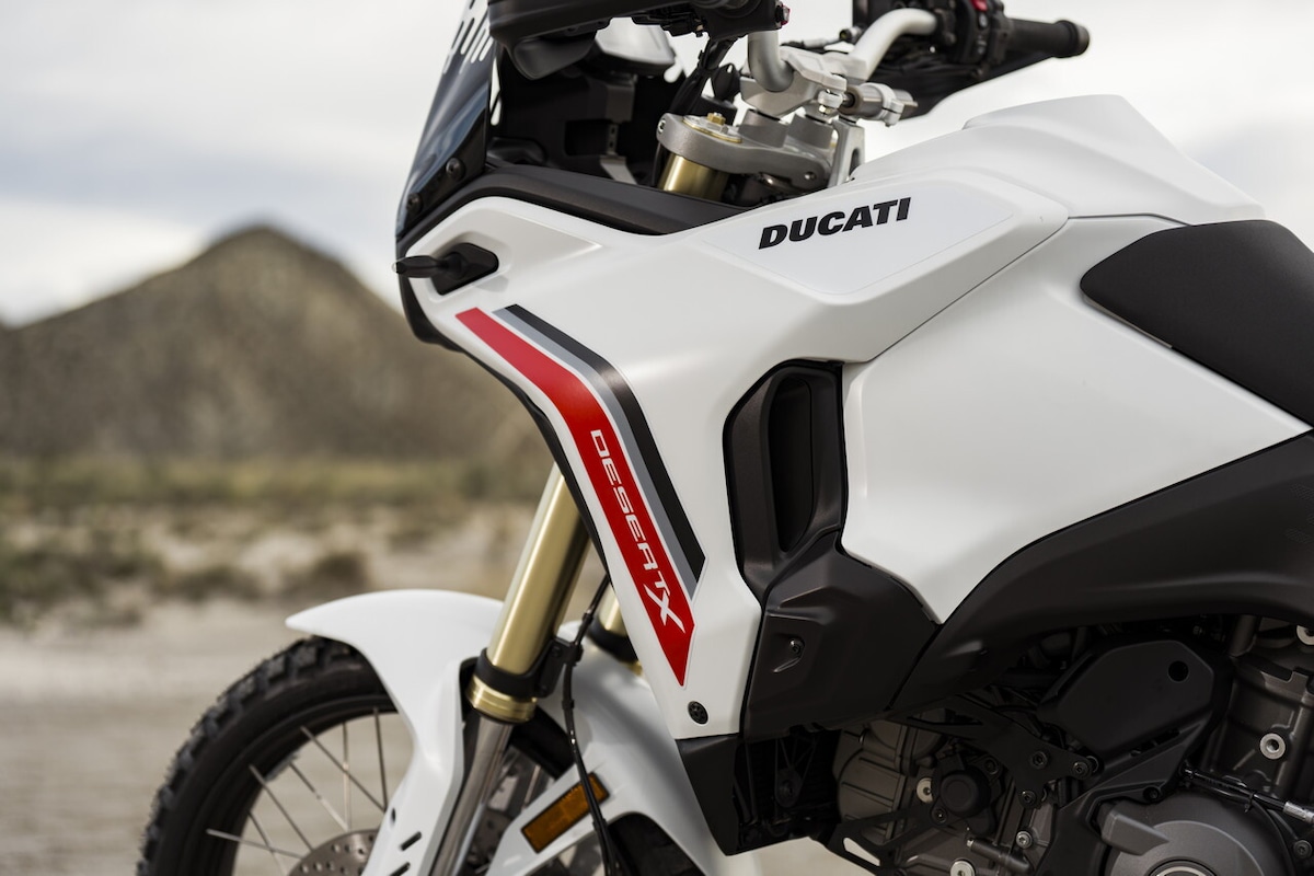 Nuova Ducati DesertX: le foto