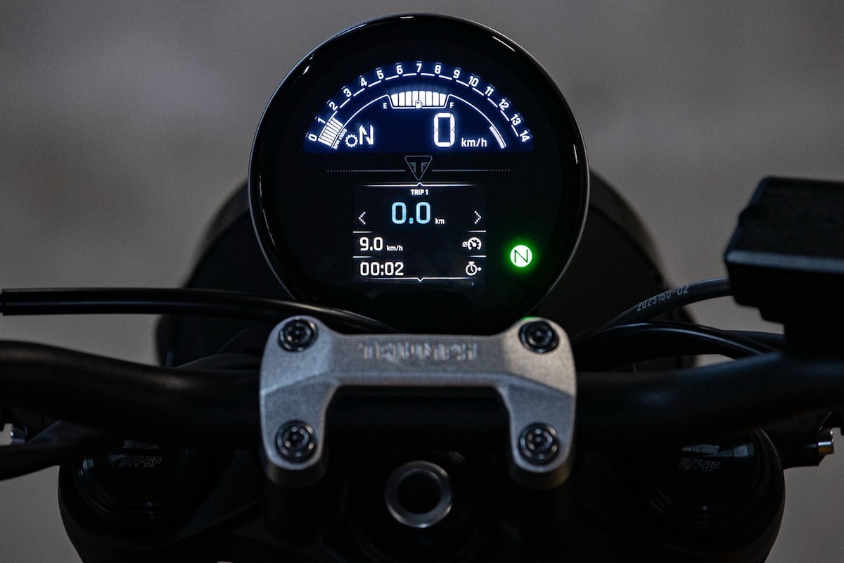 Triumph Trident 660 2026: LE FOTO DELLA PROVA