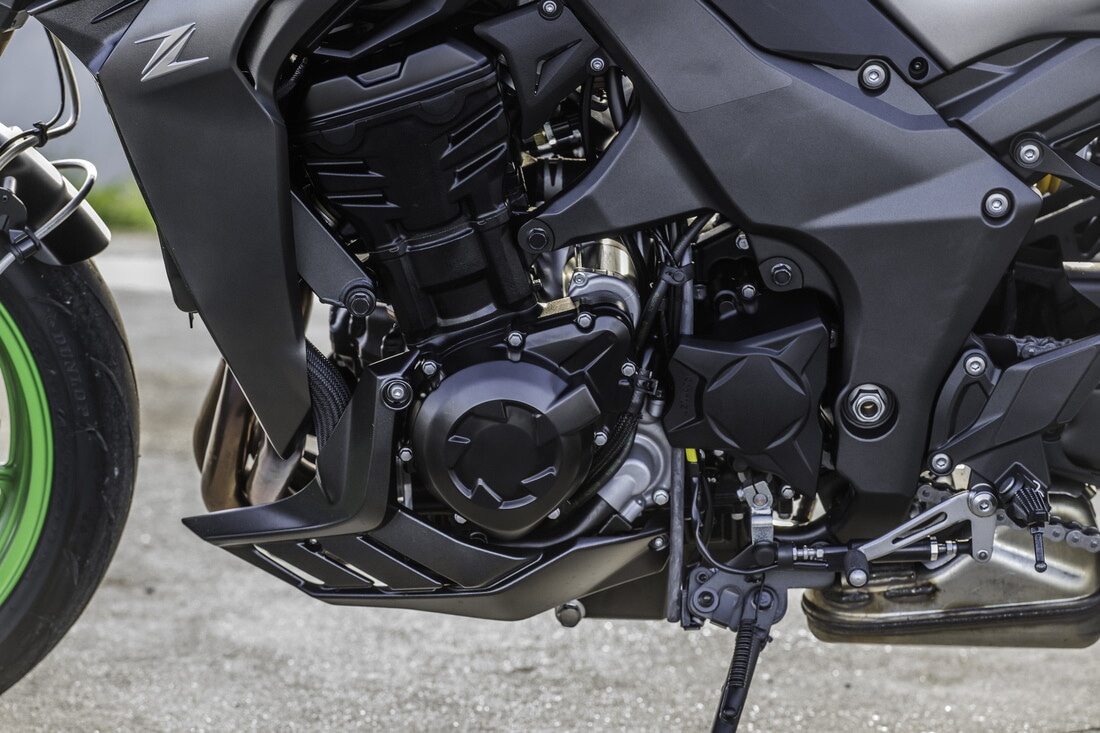 Kawasaki Z1100 SE: focus sui dettagli | FOTO