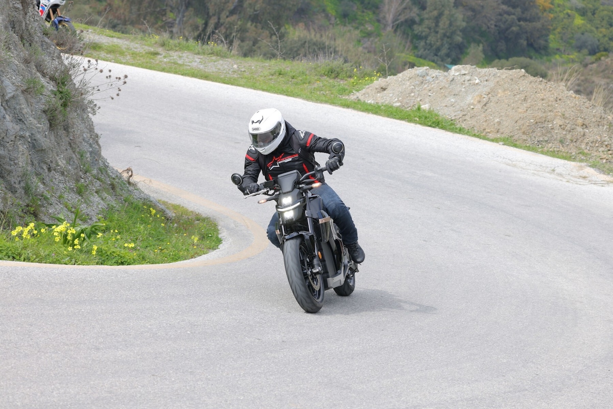 Honda WN7: la gallery del test